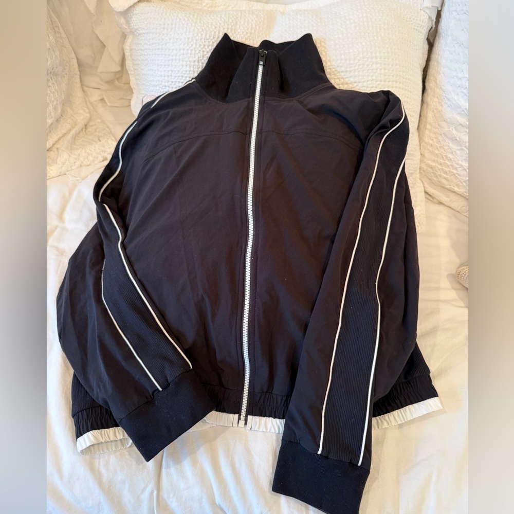 Athleta Black Zip Up Jacket White Detail. XL. Like new.